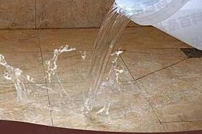 醴陵漏水维修 免砸砖防水材料该如何施工